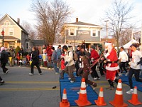 Race Photo  The 2009 running of the Holiday Hustle 5K put on by Running Fit in Dexter Michigan on a sunny but 28 degree on December 5, 2009. : 5K, Fitness, Race, Running, Kasdorf